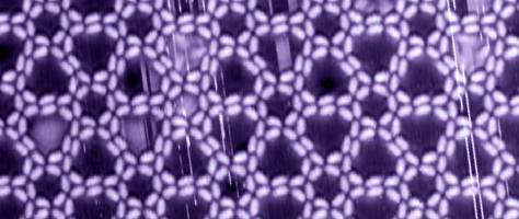 Muster mit au�ergew�hnlichen Eigenschaften