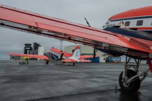 Polarflugzeuge starten von Spitzbergen aus zur Wolkenbeobachtung in der Arktis