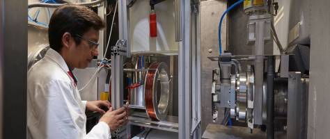 Smart bottle brushes