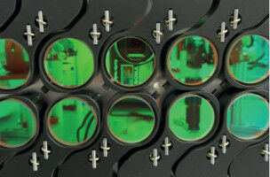 Gr��e des Heliumkerns Femtometer-genau gemessen