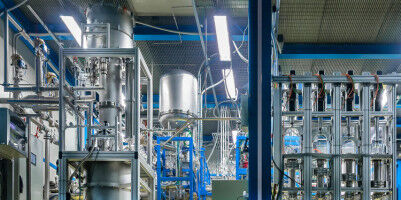 Advanced sensitivity technology in search for dark matter