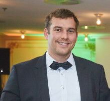 Carbon fibers from renewable materials