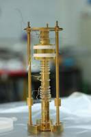 Das Elektron auf der Waage