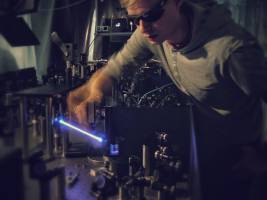 Ein Elektron auf Tauchgang