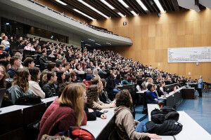 Ein Fest der Lehre: Universit�t T�bingen er�ffnet das Wintersemester