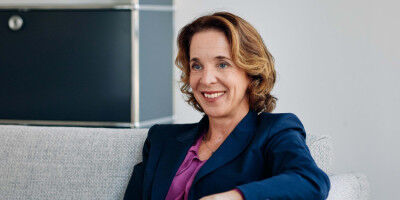 Eine welt- und wortgewandte Juristin