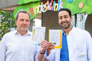 Fr�herkennung bei Babys: Stuhlfarbkarte wird Bestandteil im 'Gelben Heft'