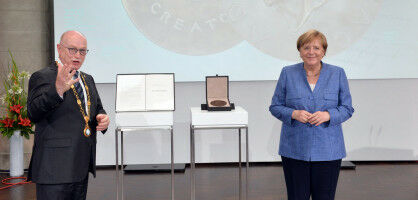Harnack-Medaille für Bundeskanzlerin Angela Merkel