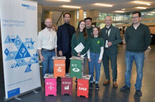 Insektenfreundliches M�hen und den Effekt von Fassadenbegr�nung messbar machen