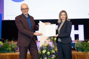 Lehrpreise f�r praxisnahes Lernen und sprachlich-kreativen Austausch