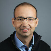 Material design with quantum mechanical simulations