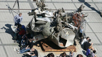 Neuer Glanz f�r Stella-Skulpturen in Jena