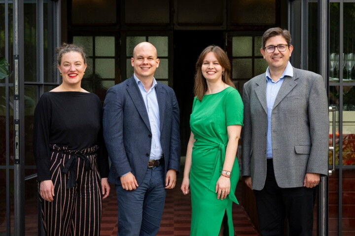 Das neue Präsidium (V.l.n.r.): Hanna Pfeifer, Philipp Rothemund, Helen Ahner, Ha