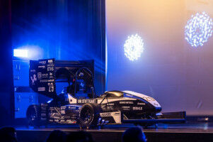 Rennteam Uni Stuttgart enth�llt neuen Rennwagen