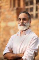 Shaping Poetic Ambience