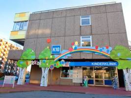 Stephan Weil besucht die Kinder-Gastroenterologen