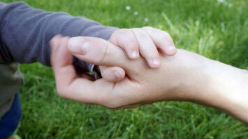 Streicheln gegen Babystress