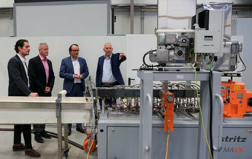 Die TU Ilmenau und das TITK haben heute (26.03.2024) die neue Extrusionsanlage i