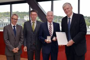 Ulrich Thiele ist neuer Ehrenbürger der RWTH