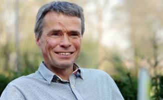 Universit�t M�nster begr��t Michael Weiss