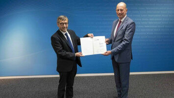 Universit�t neu denken: Zweite Amtszeit f�r Walter Rosenthal