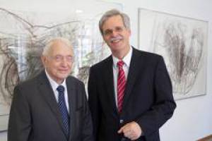 Universit�tspreis 2015 an Professor Wolfgang Voelter