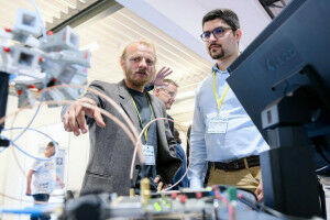 Wissenschaftler entwickeln störsicheren und kostengünstigen Navigationsempfänger für autonomes Fahren